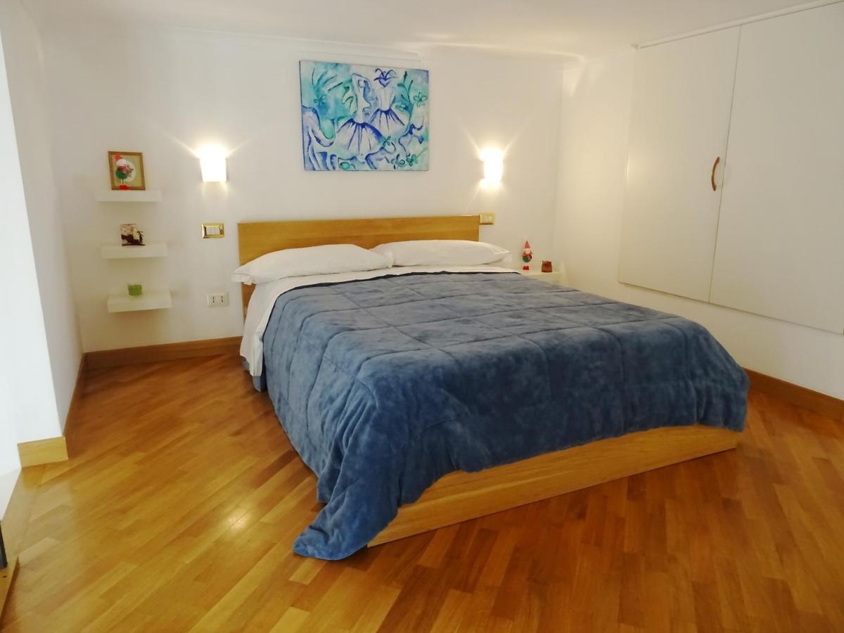 Mezzocannone Holiday House เนเปิลส์ ภายนอก รูปภาพ