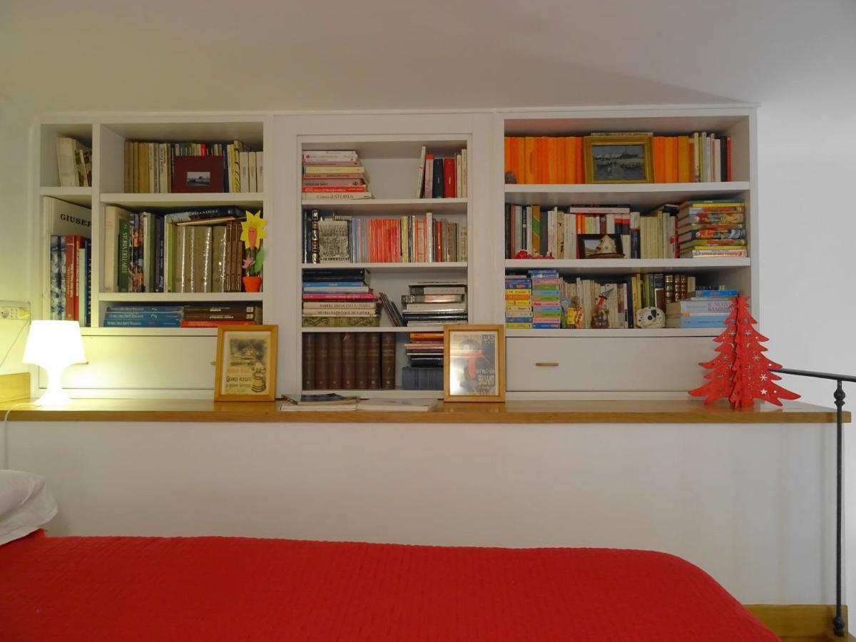 Mezzocannone Holiday House เนเปิลส์ ภายนอก รูปภาพ
